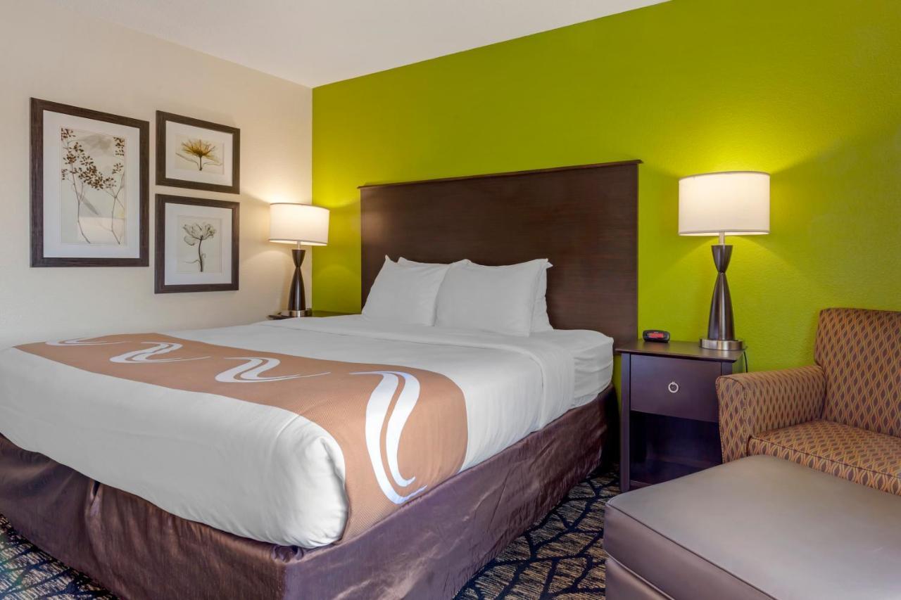 Quality Inn オシュコシュ エクステリア 写真