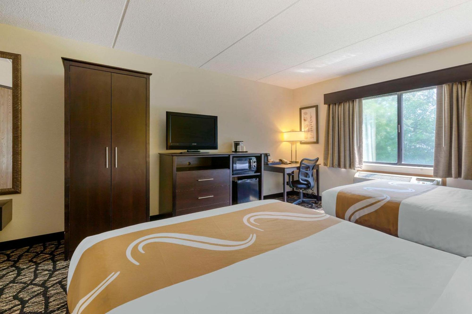 Quality Inn オシュコシュ エクステリア 写真