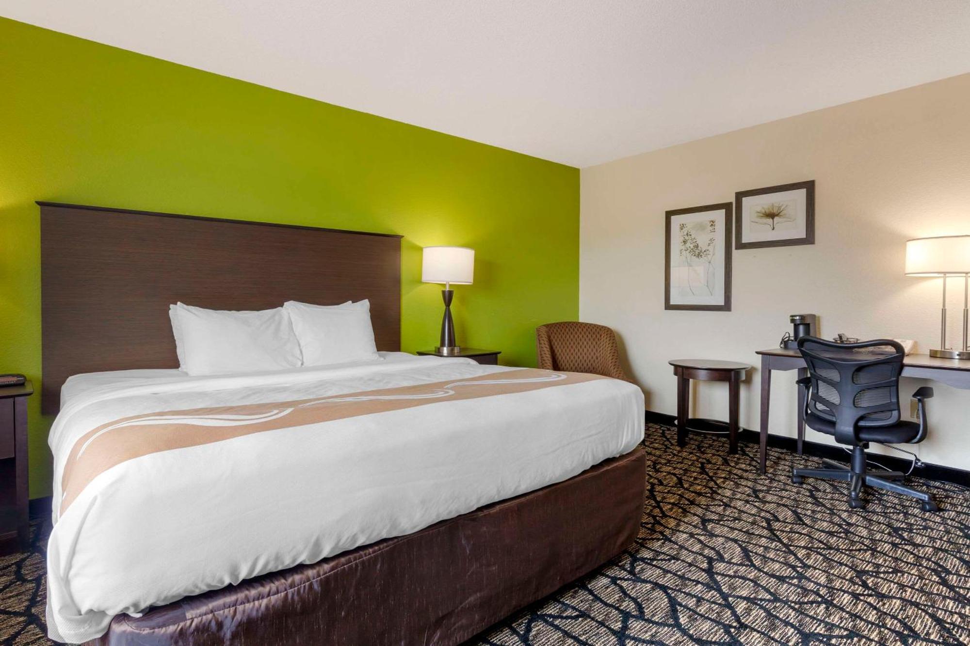 Quality Inn オシュコシュ エクステリア 写真