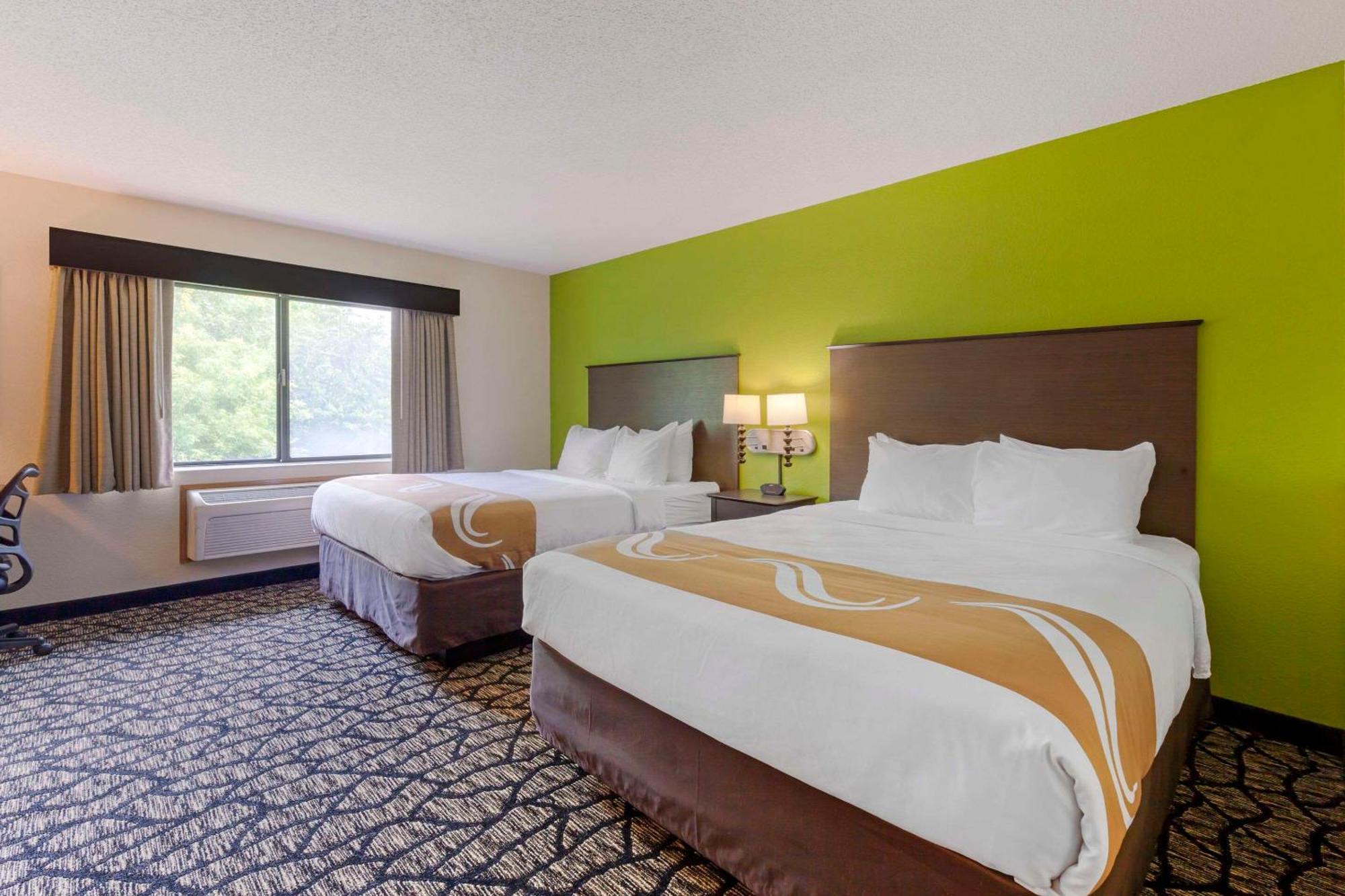 Quality Inn オシュコシュ エクステリア 写真