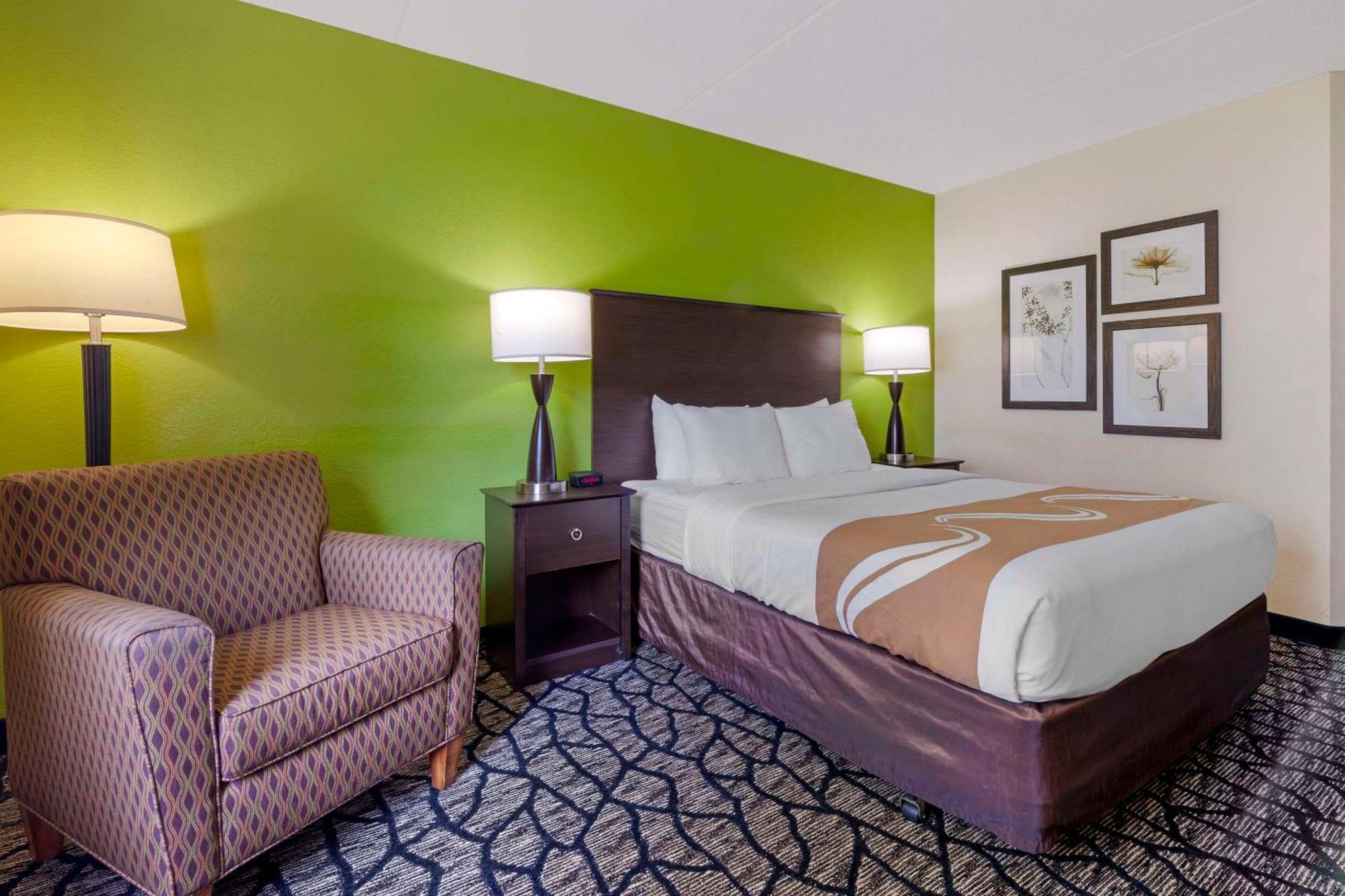 Quality Inn オシュコシュ エクステリア 写真